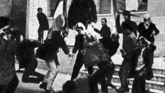 Fascisti all'università picchiano uno studente | ViolenzaPolitica.it - violenzapolitica.it