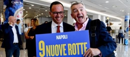 Ryanair vola alto: nuove rotte a Napoli (Fonte: Ansa)