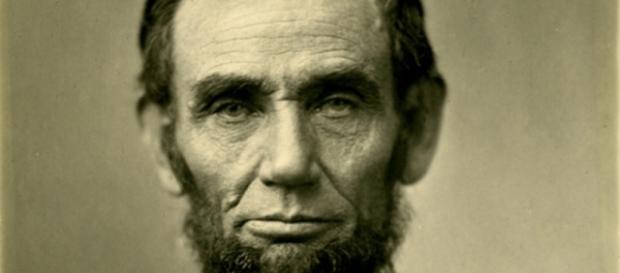 Abraham Lincoln, una de las figuras clave de la historia de los EEUU Abraham Lincoln, una de las figuras clave de la historia de los EEUU