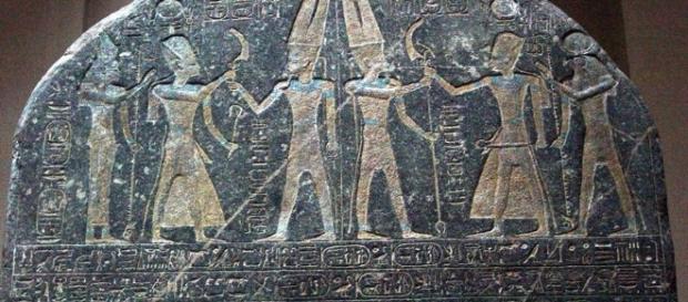 Estela de Merenptah conta a história do Egito Estela de Merenptah conta a história do Egito