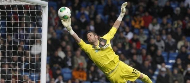 Kiko Casilla vuelve para cumplir 100 partidos - 100x100fan.com Kiko Casilla vuelve para cumplir 100 partidos - 100x100fan.com