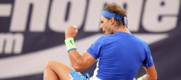 Nadal sufre para lograr su pase a cuartos de final en Hamburgo ... - 20minutos.es Nadal sufre para lograr su pase a cuartos de final en Hamburgo ... - 20minutos.es