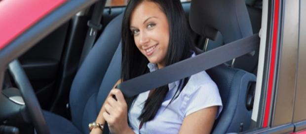 Previsti, per tutta la settimana, controlli straordinari sull'uso corretto delle 'Seatbelts', ce lo chiede l'Ue. Fonte: dotcar.it/ Previsti, per tutta la settimana, controlli straordinari sull'uso corretto delle 'Seatbelts', ce lo chiede l'Ue. Fonte: dotcar.it/