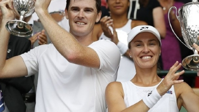 Apr&egrave;s Wimbledon, le paire Hingis-Murray remporte l'US Open/ Skysports.com