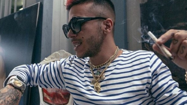 "È quasi l'ora di rimettere tutti a nanna" - Così scrive in uno dei suoi ultimi post su Instagram