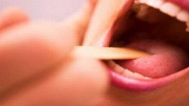 L&rsquo;aumento dei tumori del cavo orale, nei giovani, potrebbe essere associato alle differenti abitudini sessuali delle nuove generazioni.