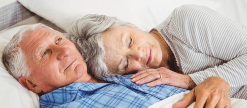 Perché gli anziani dormono poco? — Riposo e Salute - riposoesalute.com