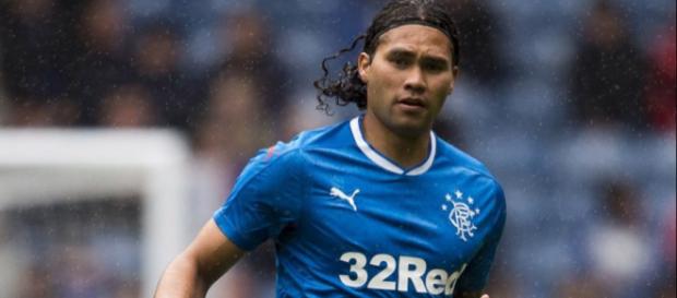Carlos 'Gullit' Peña anota su primer gol con el Rangers de Escocia ... - telefonorojo.mx Carlos 'Gullit' Peña anota su primer gol con el Rangers de Escocia ... - telefonorojo.mx