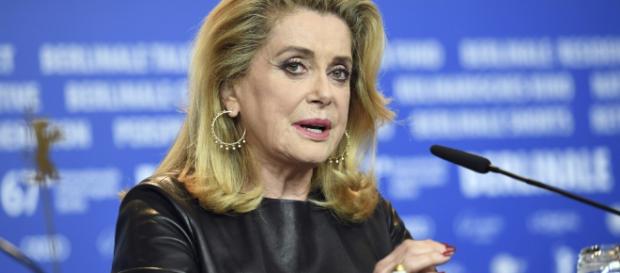 Cien artistas e intelectuales francesas contra el “puritanismo ... - com.ar Cien artistas e intelectuales francesas contra el “puritanismo ... - com.ar