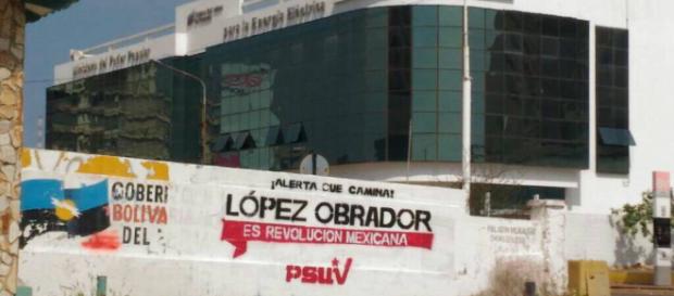 López Obrador niega ser un chavista López Obrador niega ser un chavista