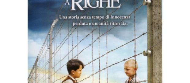 La locandina del film "Il bambino con il pigiama a righe" La locandina del film "Il bambino con il pigiama a righe"