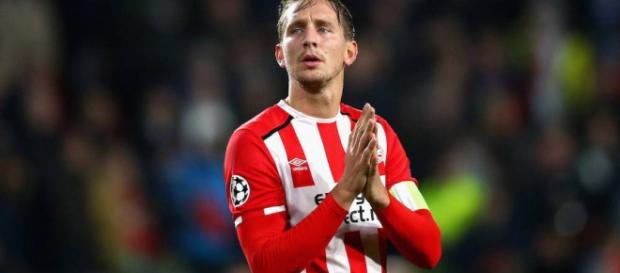 Luuk de Jong no vendrá a la Liga MX Luuk de Jong no vendrá a la Liga MX