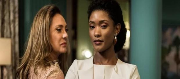 Nádia vira empregada de Raquel (Divulgação/TV Globo) Nádia vira empregada de Raquel (Divulgação/TV Globo)
