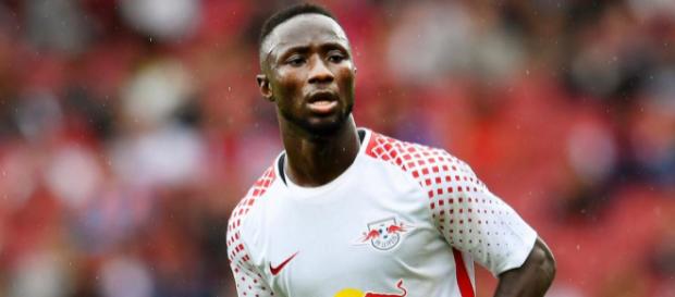 Plus vraiment en odeur de sainteté depuis quelques mois du côté de Leipzig, Keita pourrait atterrir à Liverpool dès cet hiver Plus vraiment en odeur de sainteté depuis quelques mois du côté de Leipzig, Keita pourrait atterrir à Liverpool dès cet hiver