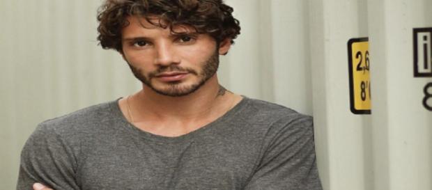Stefano De Martino non è fidanzato con Gilda Ambrosio Stefano De Martino non è fidanzato con Gilda Ambrosio