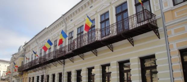 Trăim vremuri second-hand, „Exilat în Romania”, fragmente de roman despre viața în România Trăim vremuri second-hand, „Exilat în Romania”, fragmente de roman despre viața în România