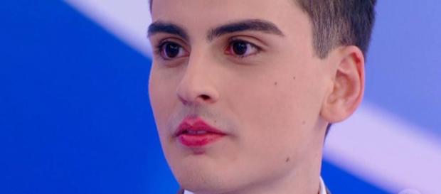 Dudu Camargo e Flor devem assumir o romance publicamente Dudu Camargo e Flor devem assumir o romance publicamente