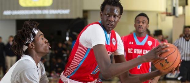 El hijo del mítico Manue Bol apunta a la NBA: elige universidad ... - kiaenzona.com El hijo del mítico Manue Bol apunta a la NBA: elige universidad ... - kiaenzona.com
