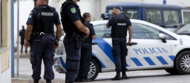 Os policias vivem as suas vidas no limite Os policias vivem as suas vidas no limite