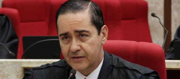 Presidente do TRF-4, Carlos Thompson Flores Presidente do TRF-4, Carlos Thompson Flores