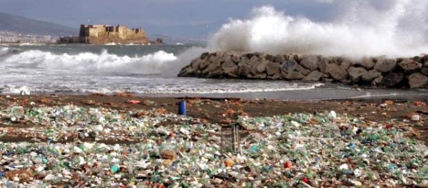 Tassa sulla plastica: a cosa sta pensando la Ue - Panorama - panorama.it Tassa sulla plastica: a cosa sta pensando la Ue - Panorama - panorama.it