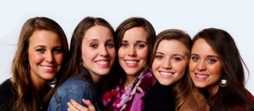 Joy Duggar still confusing fans over pregnancy | Youtube TLC "Counting On"