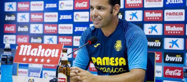 Calleja feliz por la victoria de su equipo contra el Real Madrid. Calleja feliz por la victoria de su equipo contra el Real Madrid.
