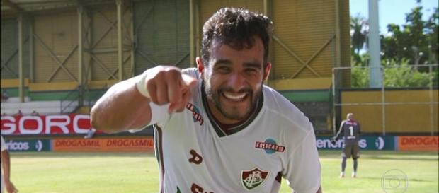 Contra o PSV, Henrique Dourado deve ter feito sua despedida do Fluminense (Foto: Reprodução/TV Globo) Contra o PSV, Henrique Dourado deve ter feito sua despedida do Fluminense (Foto: Reprodução/TV Globo)