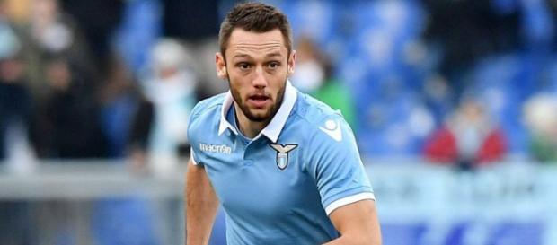 De Vrij ne partira pas au FC Barcelone cet hiver ? De Vrij ne partira pas au FC Barcelone cet hiver ?