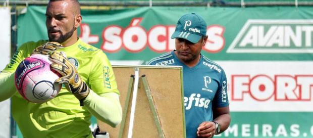 O técnico expressou isto em um jogo-treino O técnico expressou isto em um jogo-treino