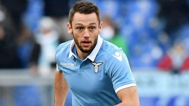 De Vrij ne partira pas au FC Barcelone cet hiver ?