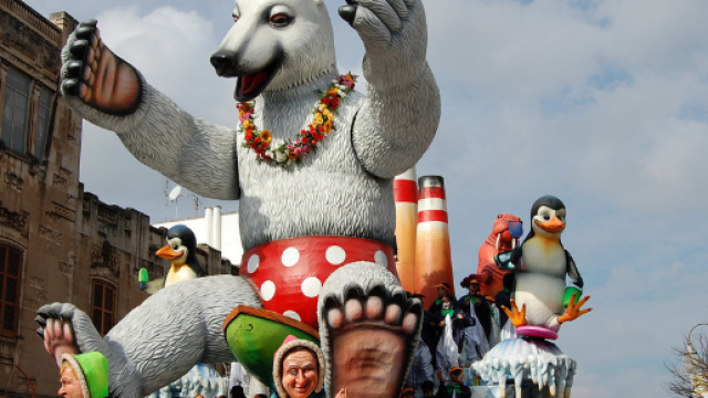 Un carro del Carnevale di Putignano