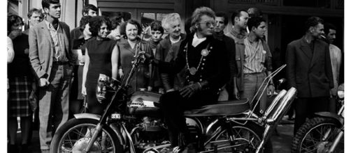 Johnny Hallyday pendant le tournage du film "A tout casser" en 1967