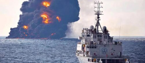 Petroliera con 136mila tonnellate di petrolio affonda nel Mar della Cina