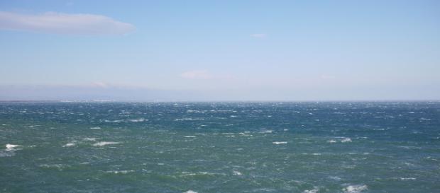 Dans la Manche, un navire de pêche secourt quatre migrants – actu.fr - actu.fr Dans la Manche, un navire de pêche secourt quatre migrants – actu.fr - actu.fr