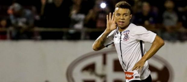 Corinthians vence o time de Araraquara por 3 a 1 Corinthians vence o time de Araraquara por 3 a 1
