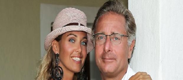 Gossip news: le vacanze dei vip molto criticate dai fan Gossip news: le vacanze dei vip molto criticate dai fan