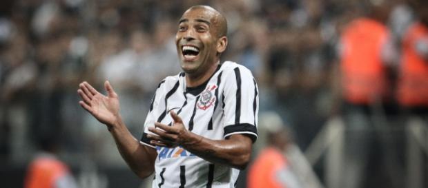 O ponta foi decisivo na Libertadores de 2012 O ponta foi decisivo na Libertadores de 2012
