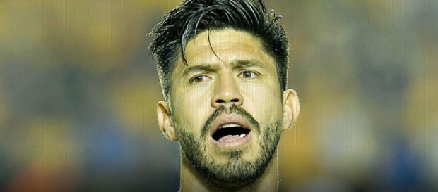Oribe Peralta tiene una cuenta pendiente con los penales. Oribe Peralta tiene una cuenta pendiente con los penales.