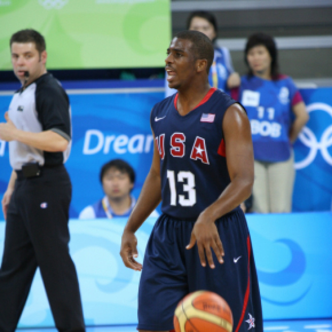 Chris Paul tried to be diplomatic as his old and new teams squared off [Image via Jassia/Wikimedia]