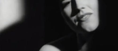 Dolores O'Riordan, The Cranberries Vocalist, Dies at 46, Image from The Cranberries music video linger Linger music video