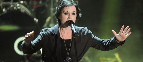 Muere a los 46 años Dolores O'Riordan, vocalista de The Cranberries - sopitas.com