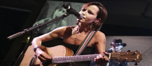 Cantora da banda Cranberries, a Irlandesa Dolores O'Riordan Cantora da banda Cranberries, a Irlandesa Dolores O'Riordan