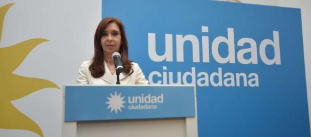 Cristina Kirchner: el 96,6% de los argentinos son pobres ... - taringa.net Cristina Kirchner: el 96,6% de los argentinos son pobres ... - taringa.net
