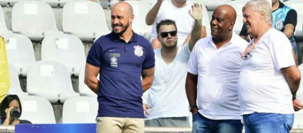Diretoria do Corinthians deve oficializar contratação de jogador Diretoria do Corinthians deve oficializar contratação de jogador