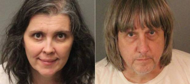 Pareja en California encadena a sus hijos Pareja en California encadena a sus hijos