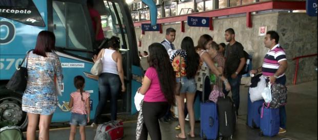 Viagens de ônibus e trens estão entre os benefícios Viagens de ônibus e trens estão entre os benefícios