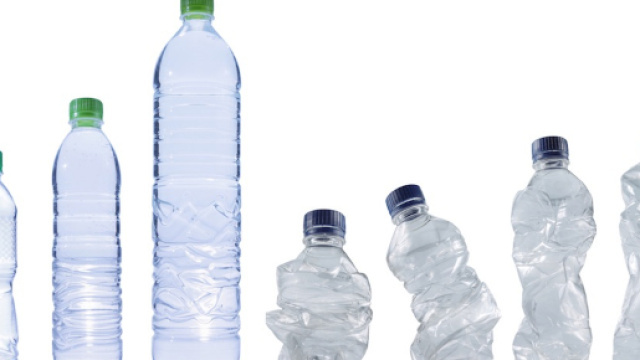 Plastica interamente riciclabile dal 2030 in Europa