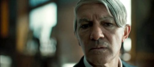 Antonio Banderas plays Pablo Picasso in the upcoming National Geographic series "Genius' [Image credit: Mr WTF/YouTube]