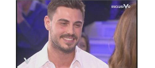 Gossip: Francesco Monte è già 'cotto' di una naufraga? L'indiscrezione.